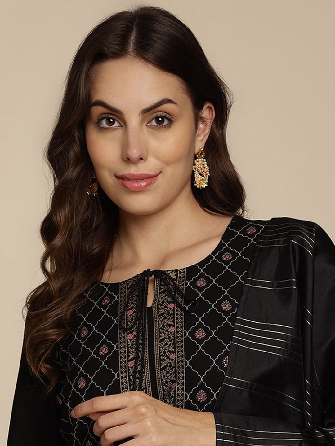 Anouk Women Ethnic Motifs Printed Kurta with Trousers & With Dupatta