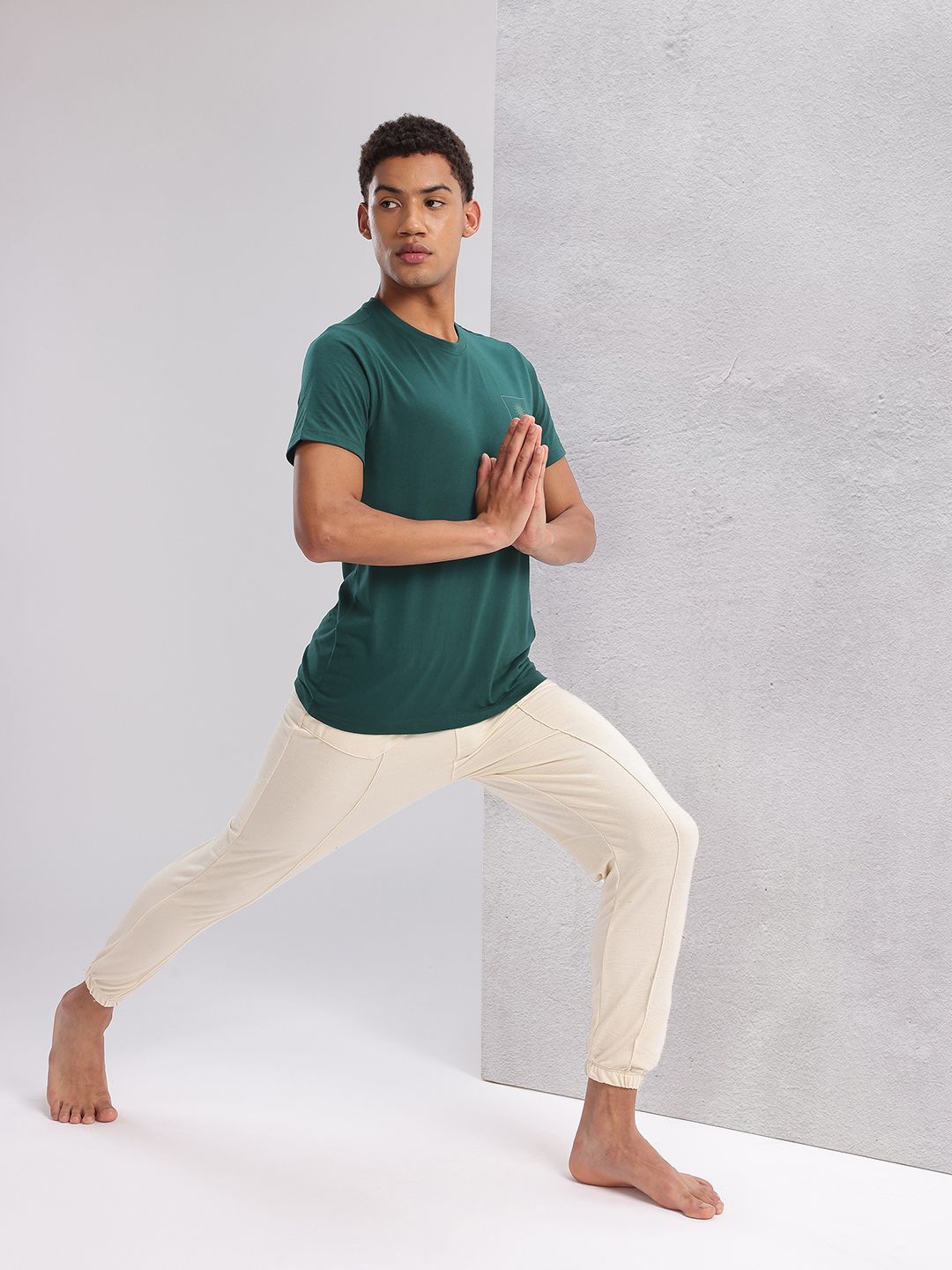 HRX by Hrithik Roshan Solid Round Neck Short Sleeves Yoga T-shirt