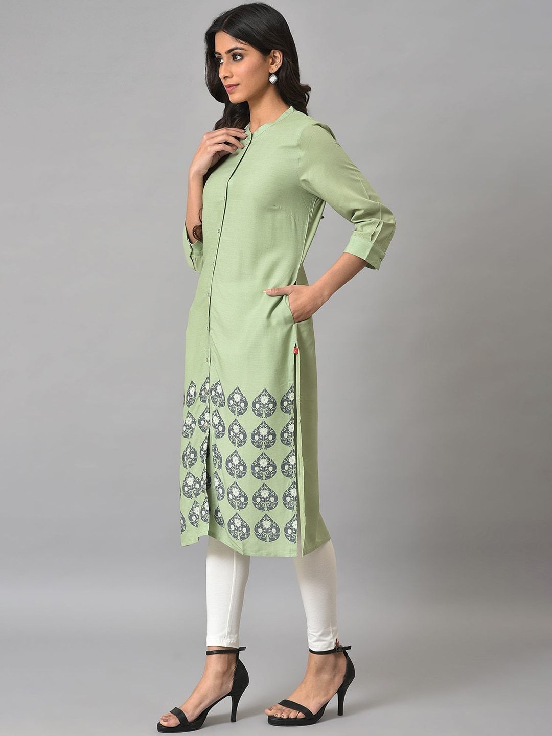 W Women Ethnic Motifs Printed Pastels Kurta