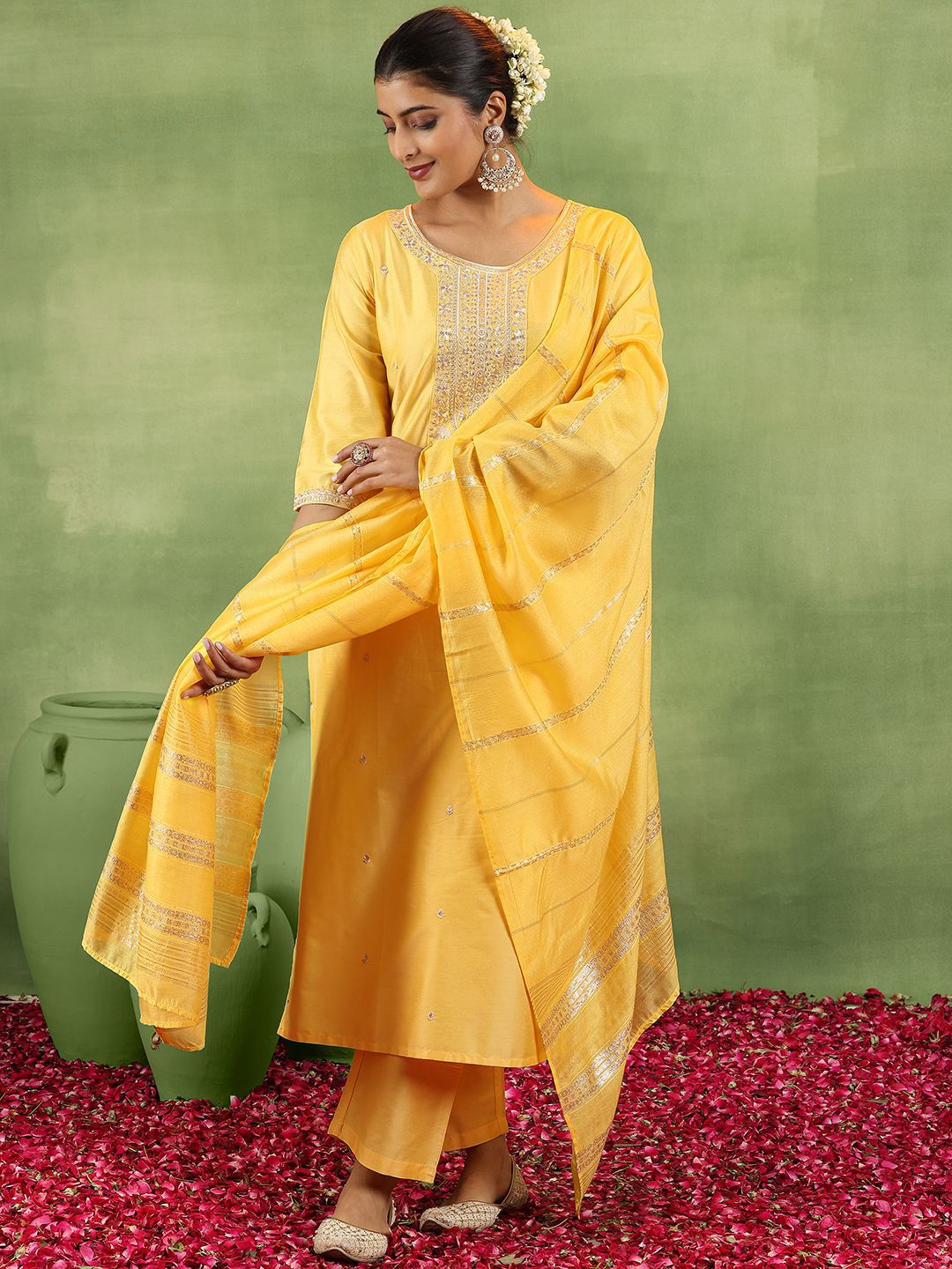 Gerua By Libas Women Ethnic Motifs Yoke Design Regular Kurta with Trousers & With Dupatta