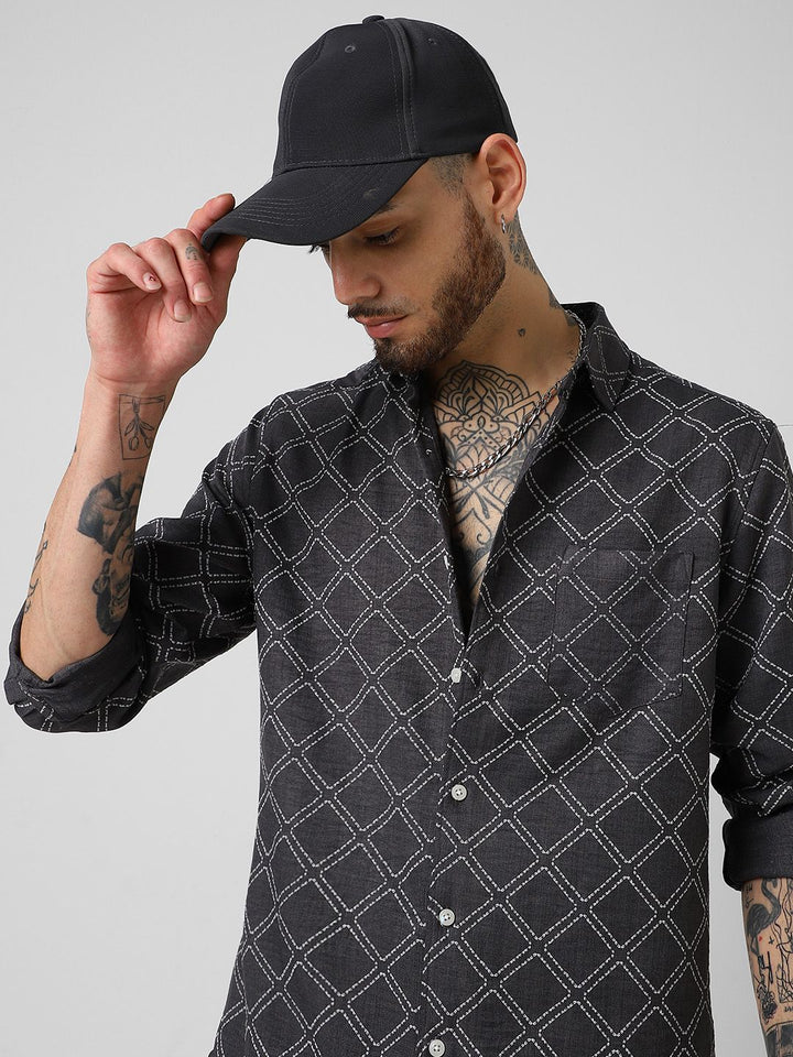 VASTRADO Men Classic Slim Fit Geometric Printed Casual Shirt
