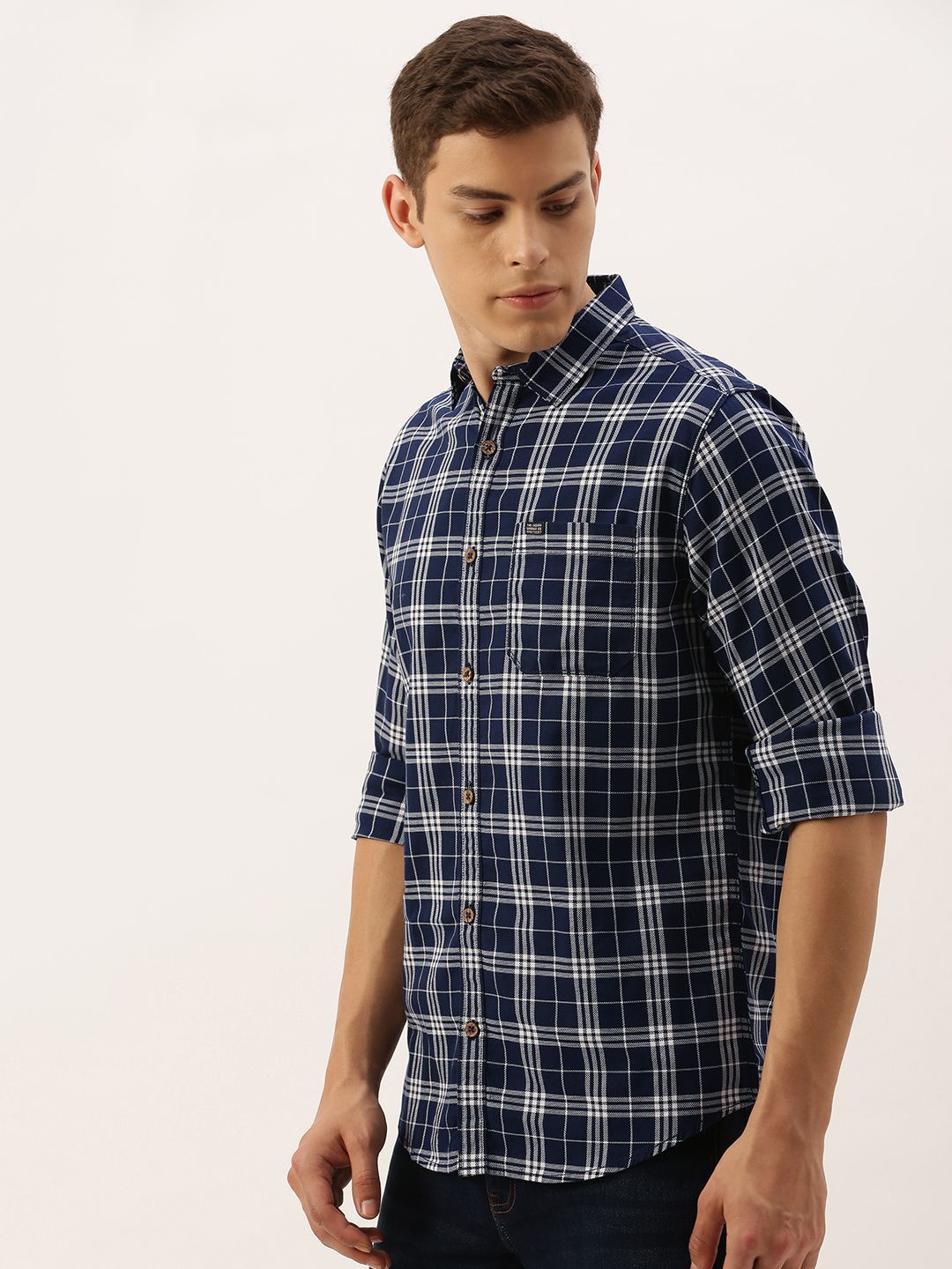 The Indian Garage Co Men Navy Blue & White Slim Fit Checked Casual Shirt