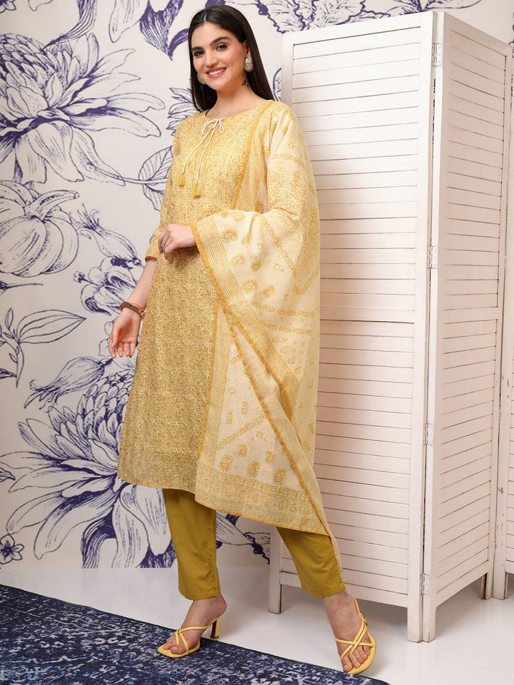 Vishudh Printed Regular Pure Cotton Kurta with Trousers & With Dupatta