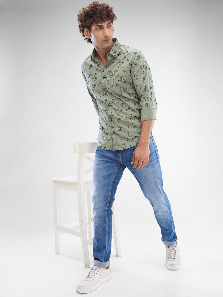 SPYKAR Men Abstract Printed Spread Collar Slim Fit Casual Shirt