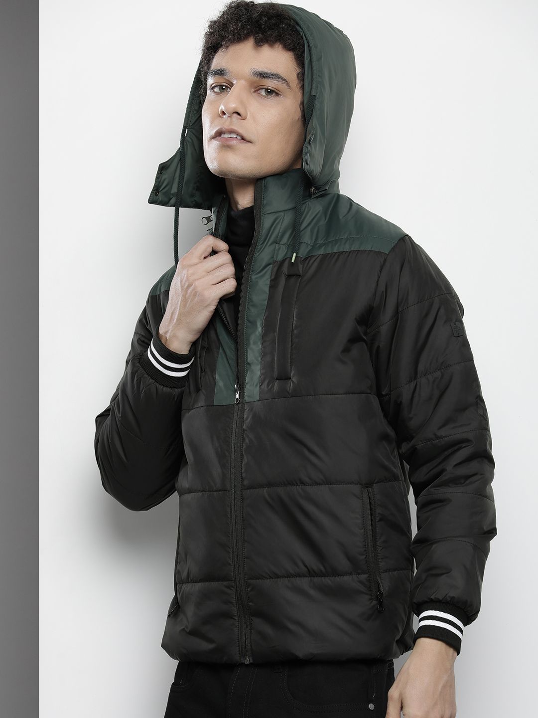 The Indian Garage Co Men Colourblock Zip-Front Hooded Puffer Jacket