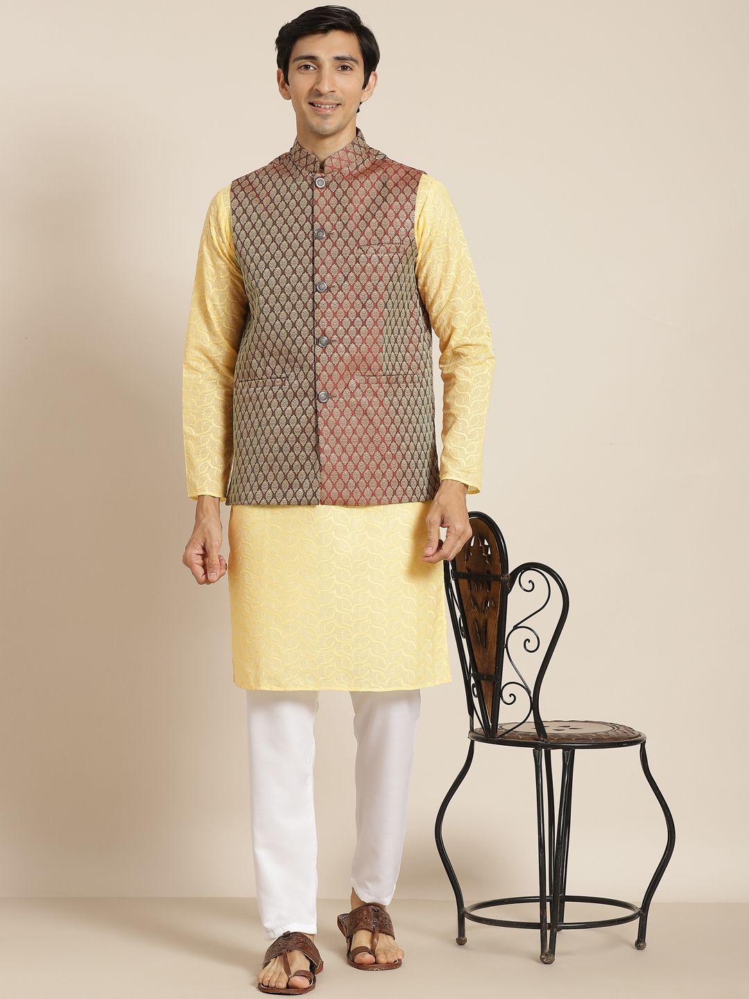 SOJANYA Men Yellow Chikankari Pure Cotton Kurta with Churidar & Nehru Jacket