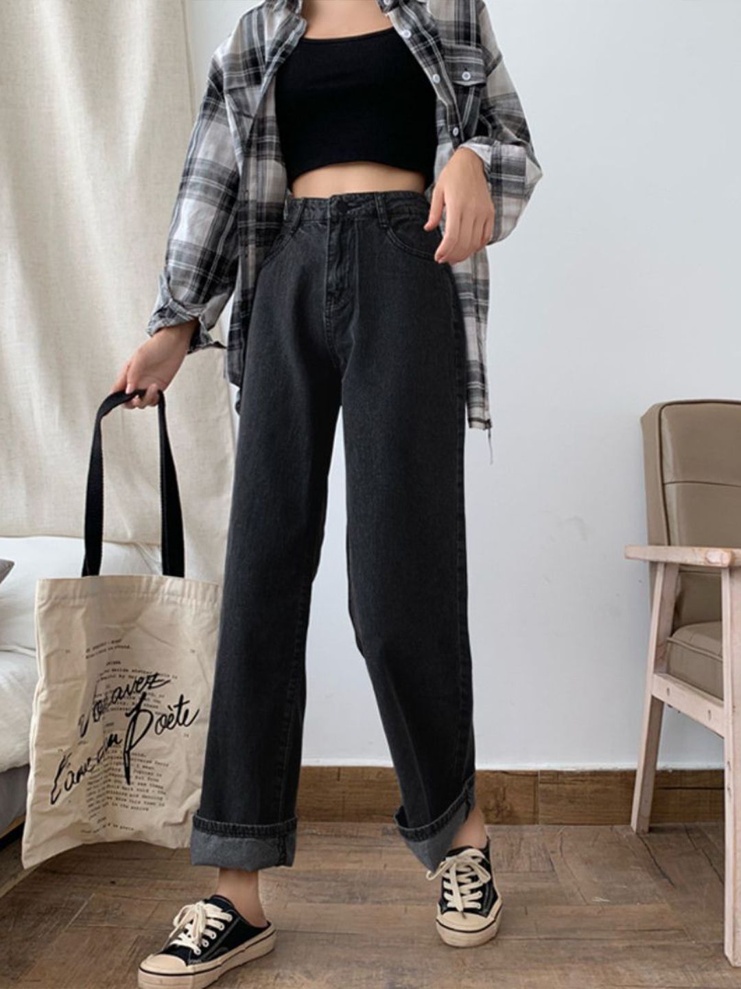 DressBerry Women Straight Fit High -Rise Jeans
