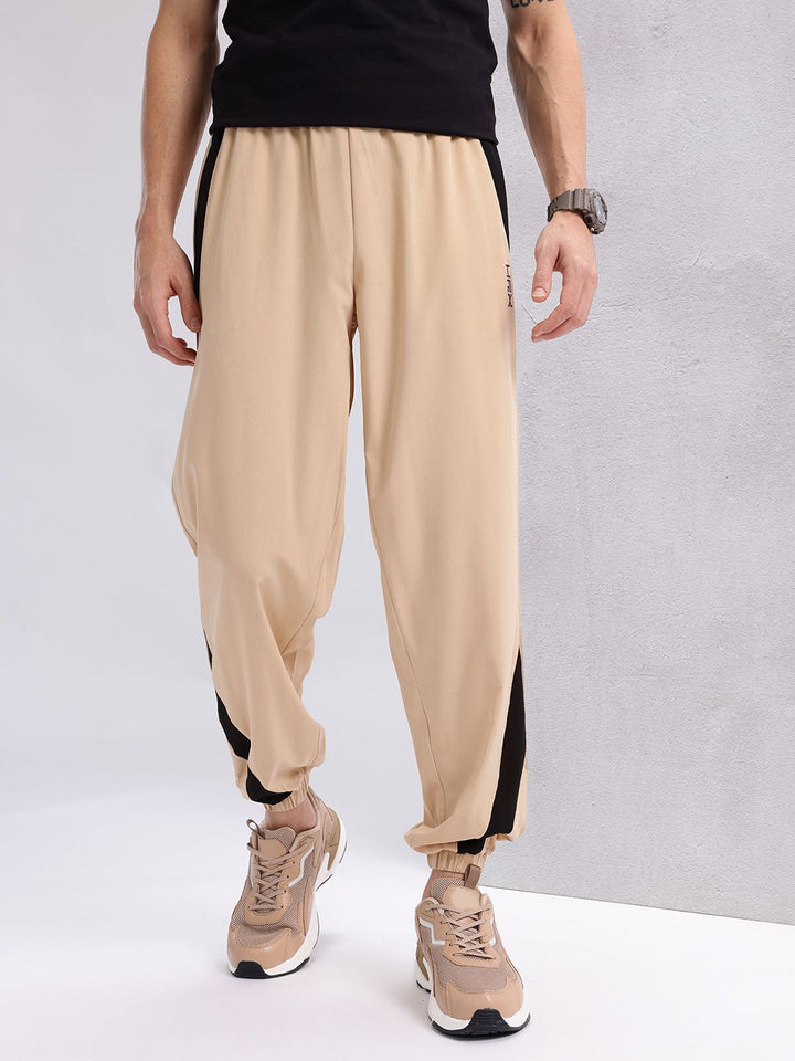 HRX by Hrithik Roshan Men Regular Fit Joggers
