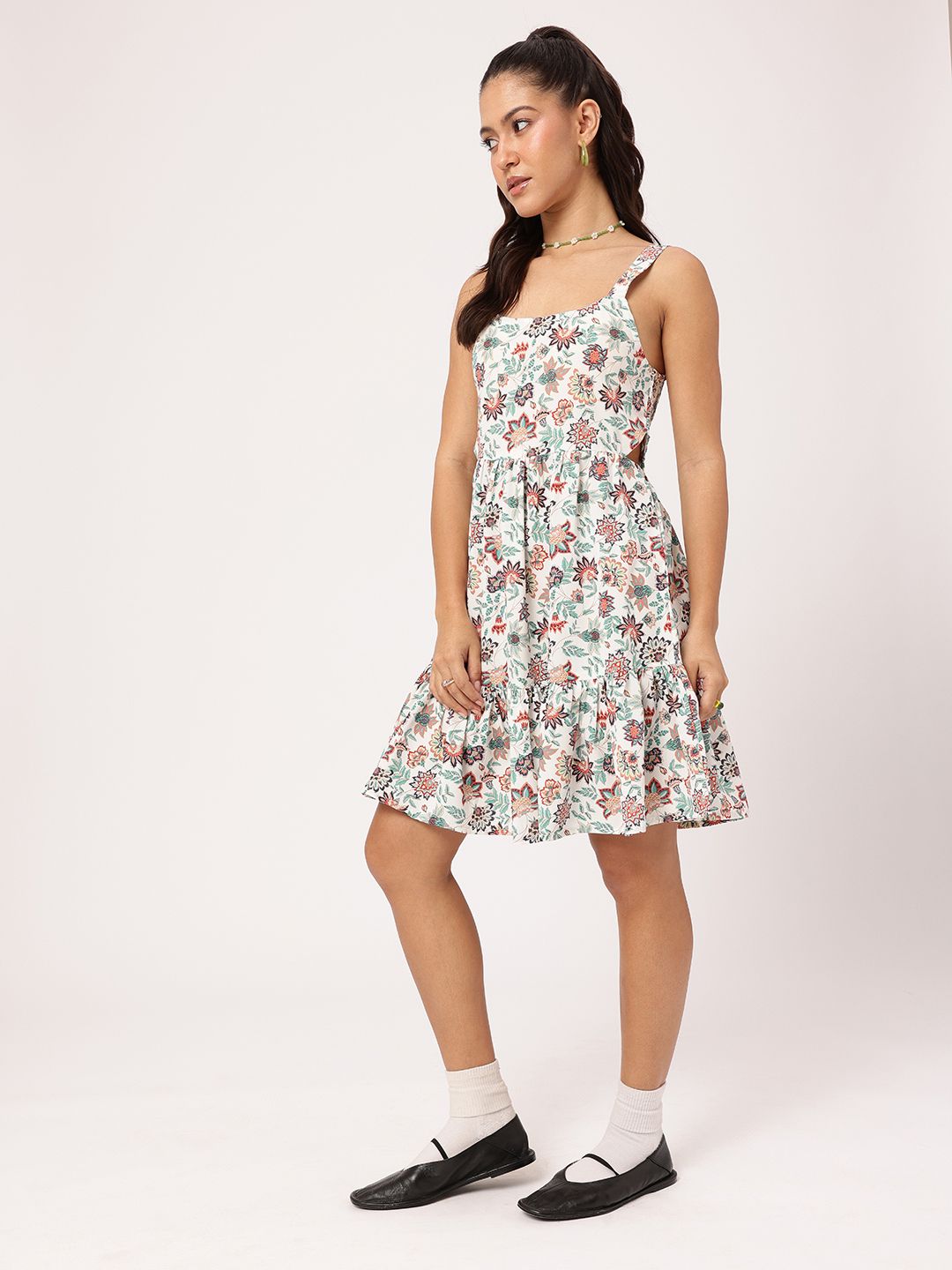 DressBerry Blooming Beauty Floral Printed Smocked Cut-Outs A-Line Dress