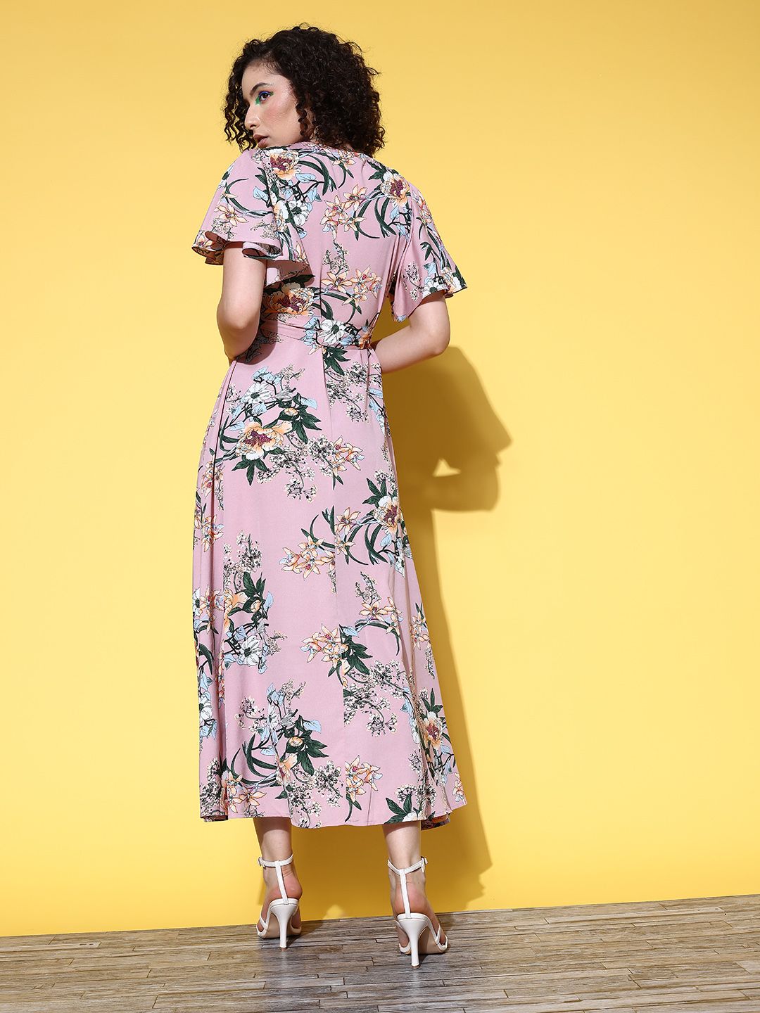 Berrylush Women Pretty Pink Floral Twist & Knot Dress