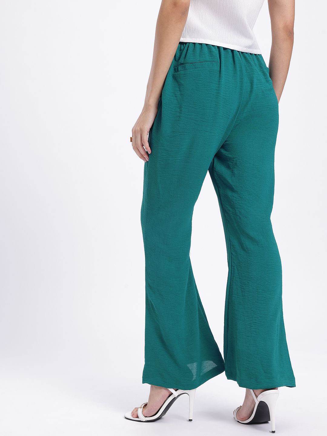 DressBerry Women Mid-Rise Crinkled Effect Flared Fit Trousers