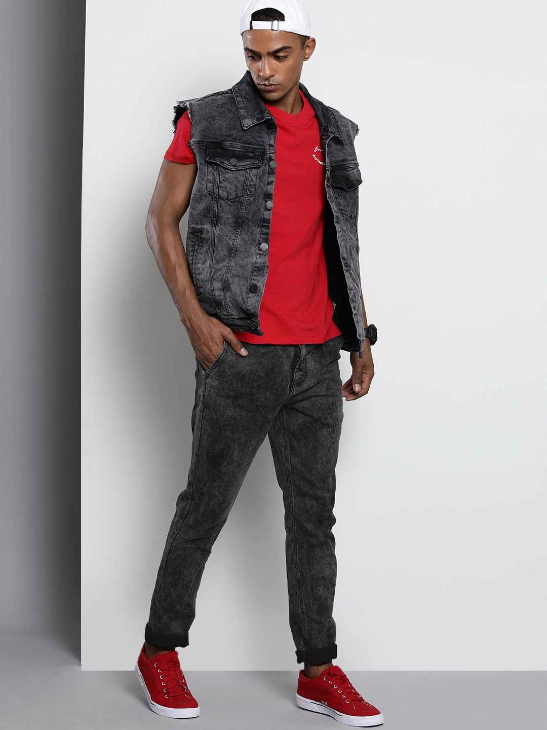 The Indian Garage Co Men Black Slim Fit Stretchable Jeans