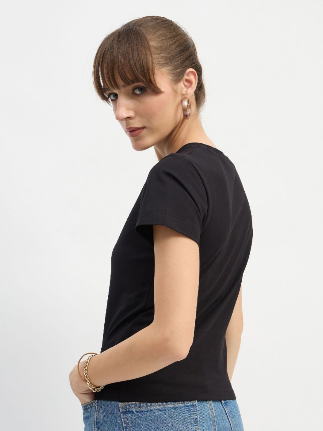 SASSAFRAS Women Printed Round Neck Slim Fit T-shirt