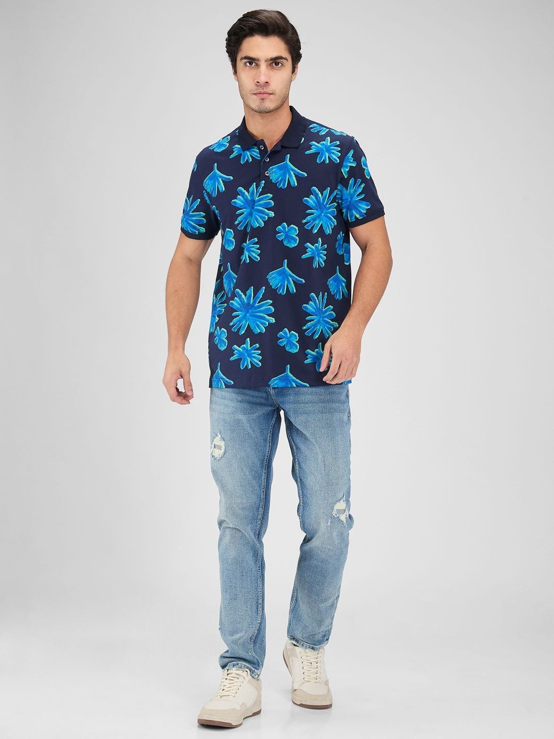 SPYKAR Men Floral Printed Polo Collar Tropical Pockets Slim Fit T-shirt