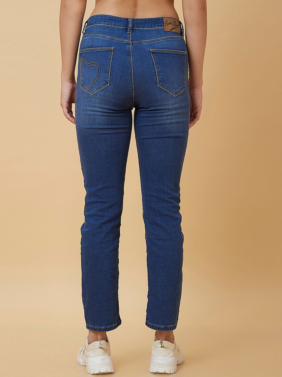 Being Human Women Slim Fit Clean Look Light Fade Jeans