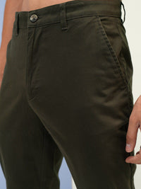 HIGHLANDER Men Soft Feel Twill Chino Trousers