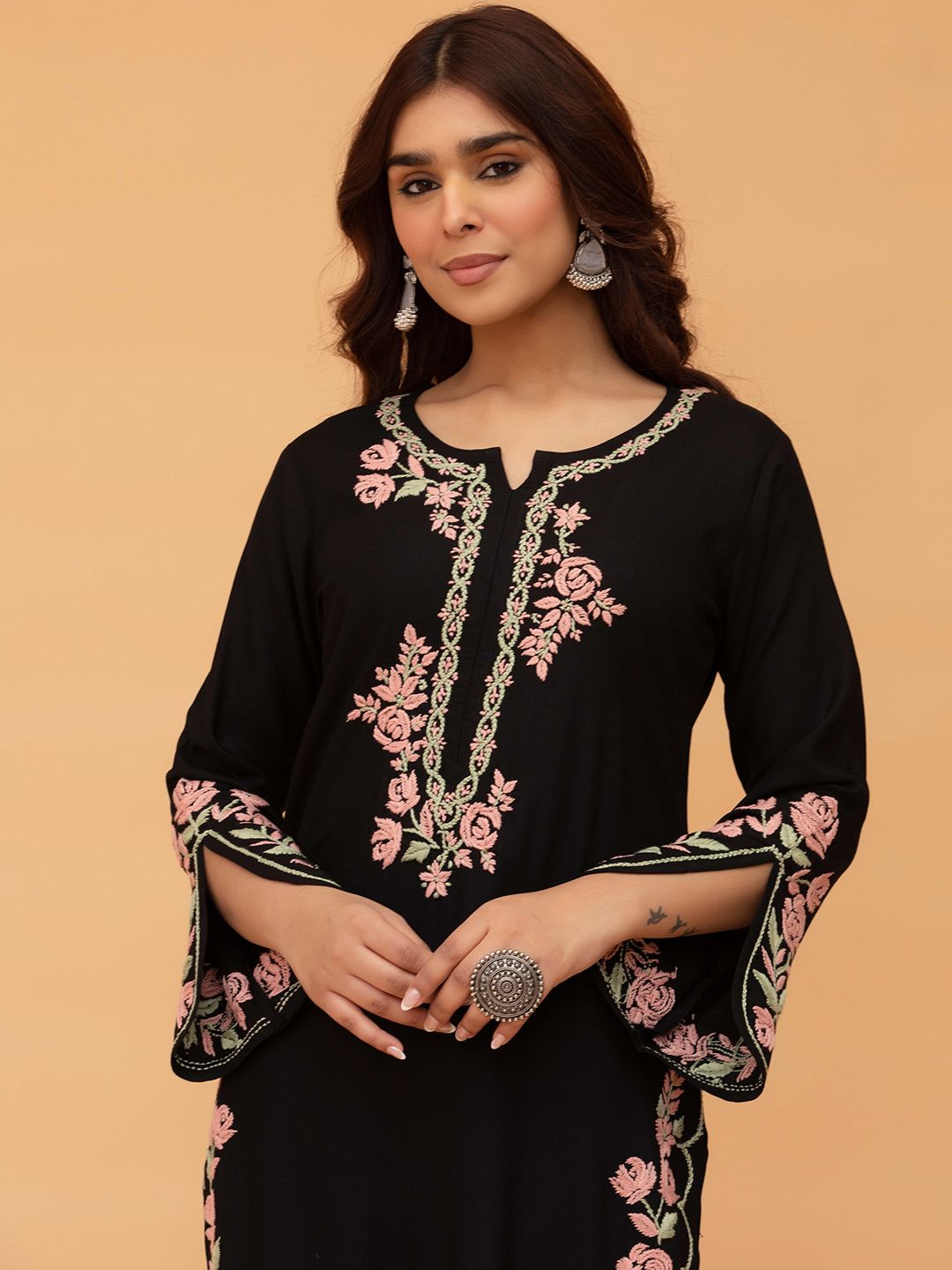 HOUSE OF KARI Floral Embroidered Round Neck Long Sleeves Chikankari Straight Kurta