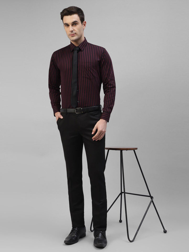 Hancock Modern Slim Fit Vertical Striped Spread Collar Pure Cotton Formal Shirt