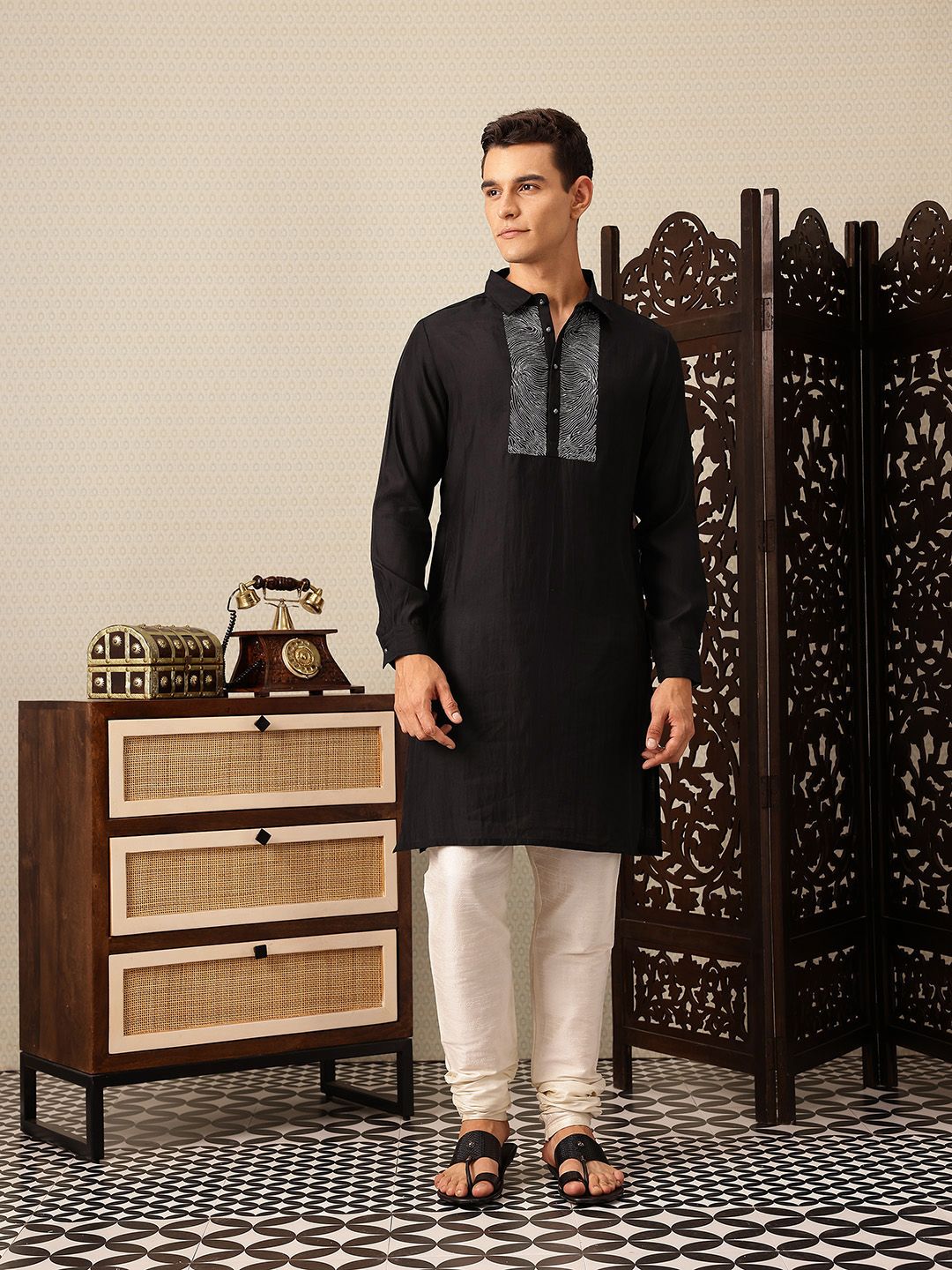 House of Pataudi Yoke Design Thread Work Rozana Kurta
