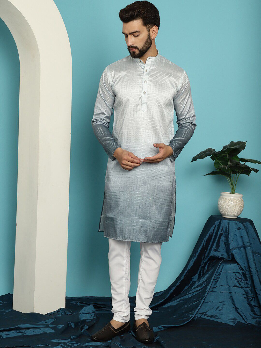 SOJANYA Kurta Kolar Mandarin Jacquard Berlabuci Berjalur Dengan Churidar