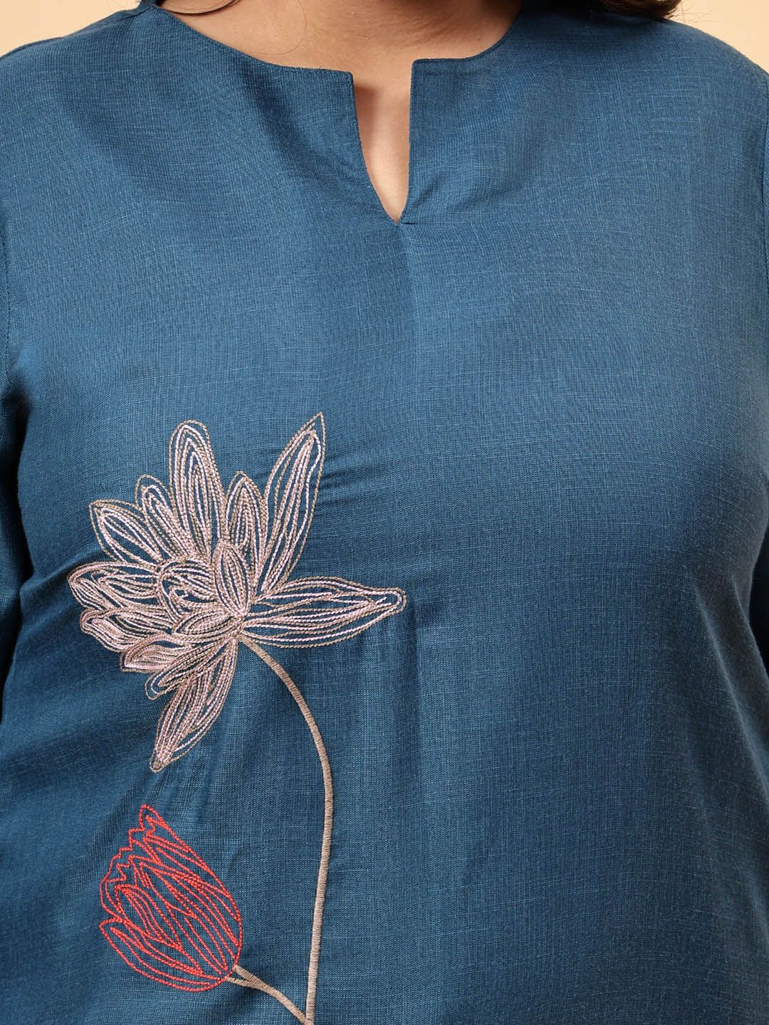 Bani Women Solid Embroidered Tunic with Trousers Co-Ords