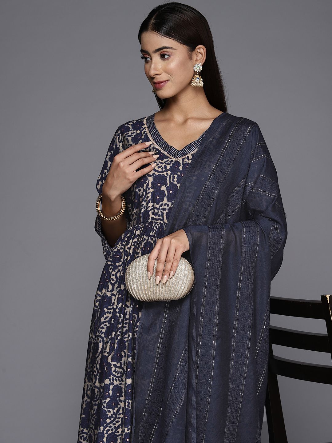 Libas Women Floral Printed High Slit Gotta Patti Kurta with Trousers & With Dupatta