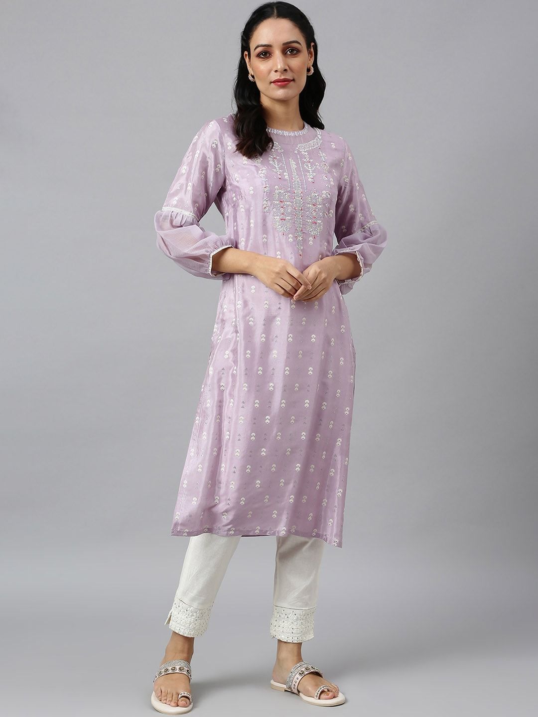 W Women Lavender Ethnic Motifs Embroidered Thread Work Kurta