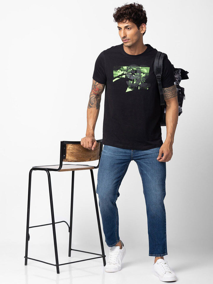 SPYKAR Men Printed Slim Fit Cotton T-shirt