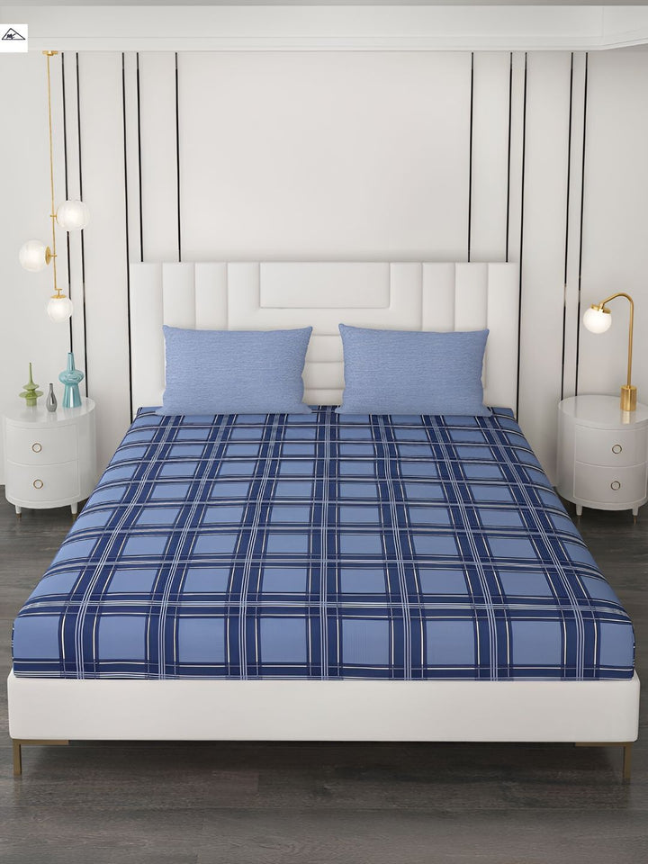 Monte Carlo Blue Geometric 200 TC Queen Bedsheet with 2 Pillow Covers