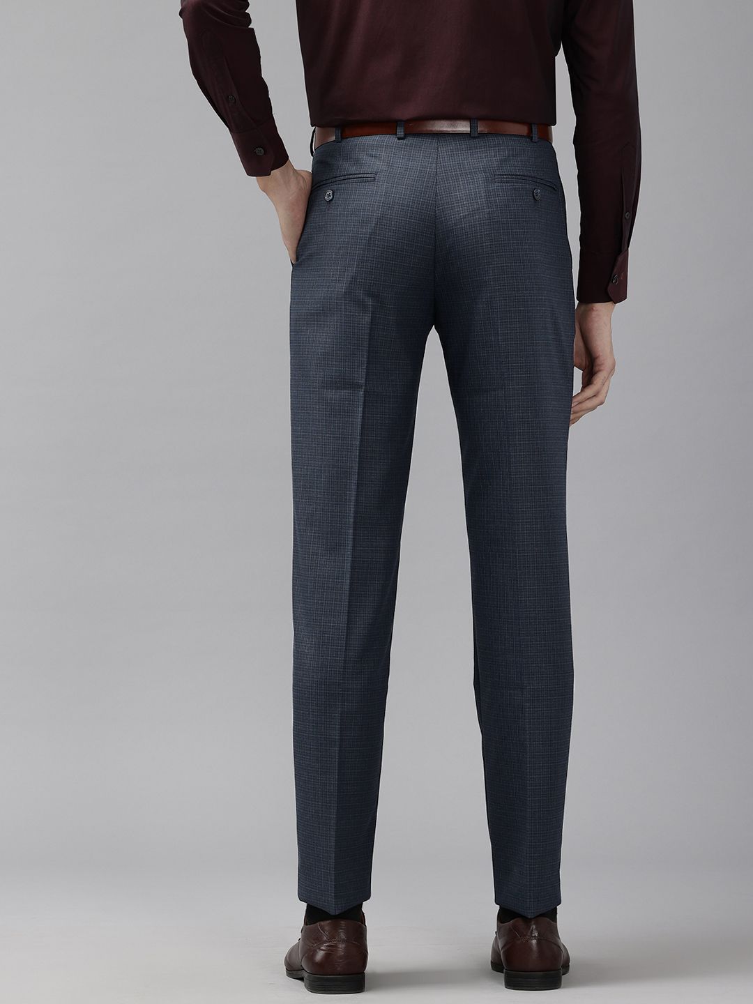 Park Avenue Men Checked Formal Trousers