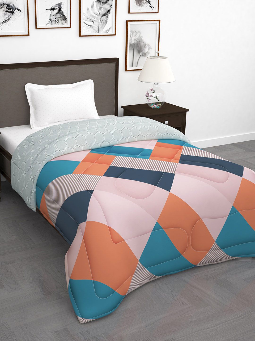Story@home Pink & Blue Geometric 180 GSM AC Room Reversible Single Bed Comforter