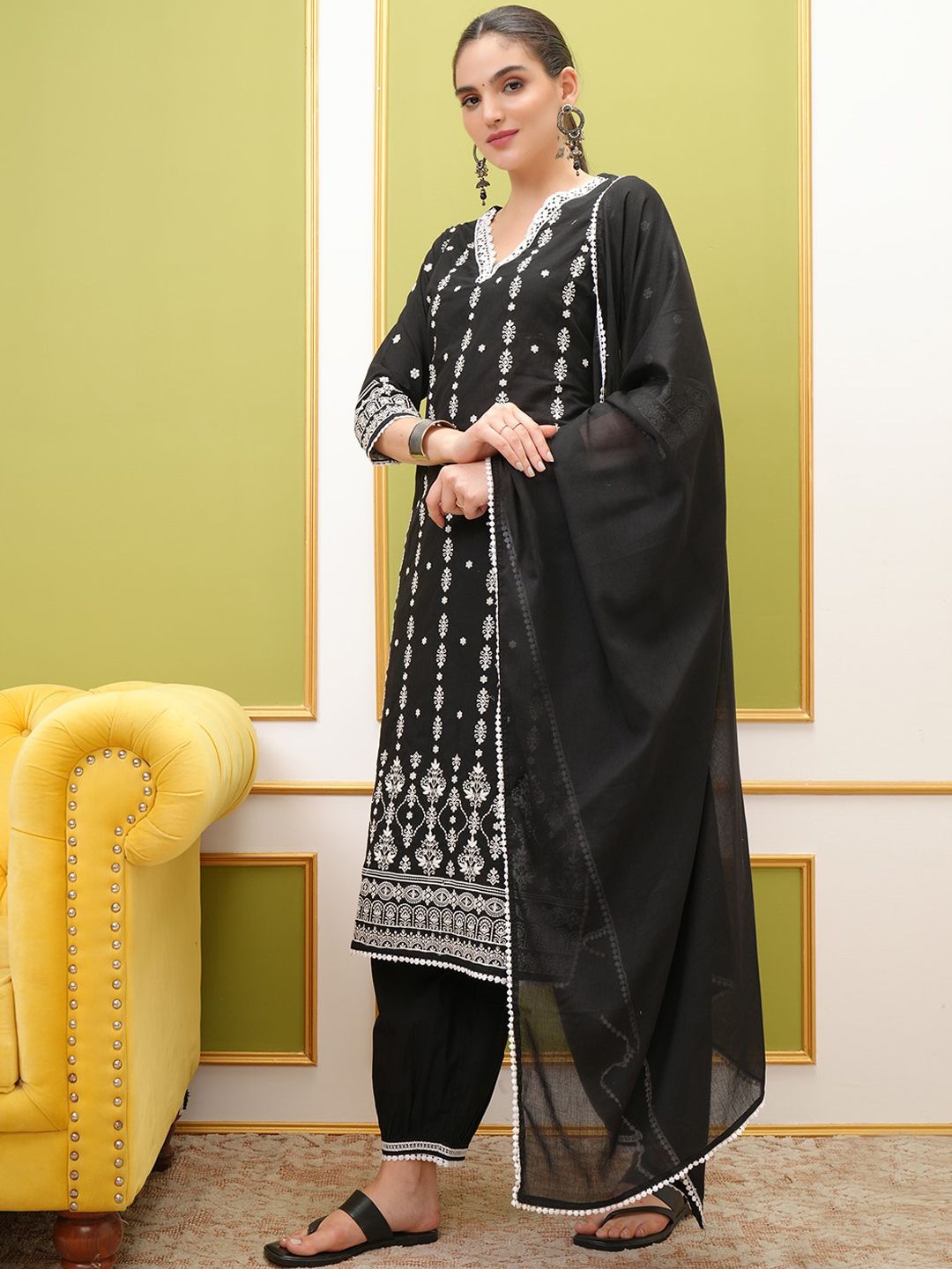 Vishudh V Neck Embroidered Regular Pure Cotton Kurta with Trousers & With Dupatta