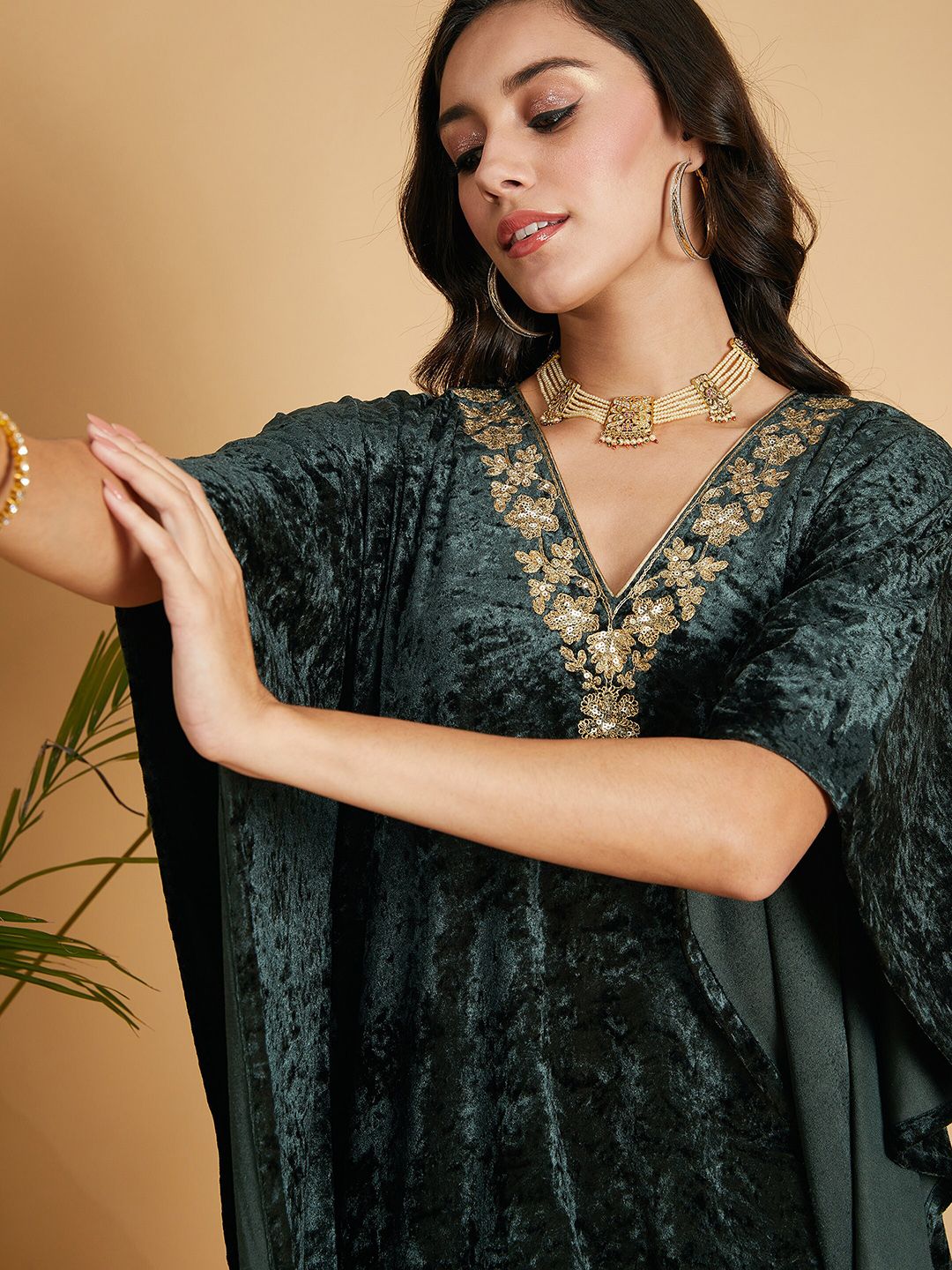 Shae by SASSAFRAS Embroidered V-Neck Flared Sleeves Kaftan Sequinned Work Velvet Kurta