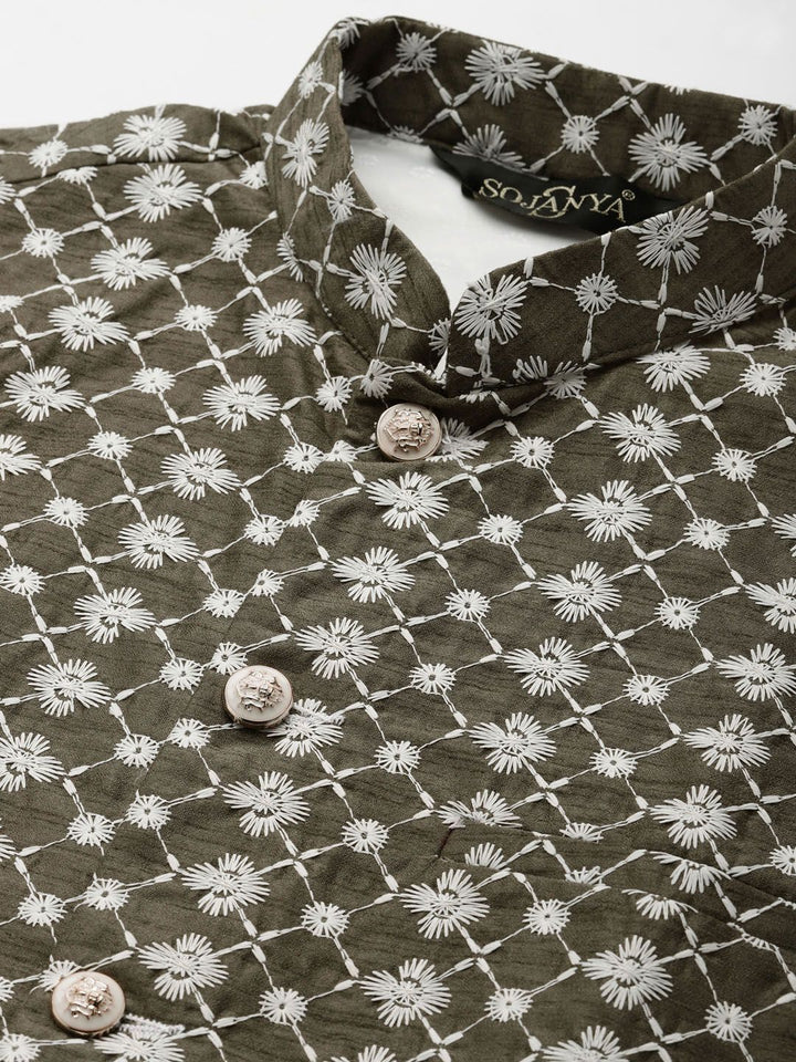 SOJANYA Men Grey Chikankari Embroidered Kurta with Churidar & Nehru Jacket