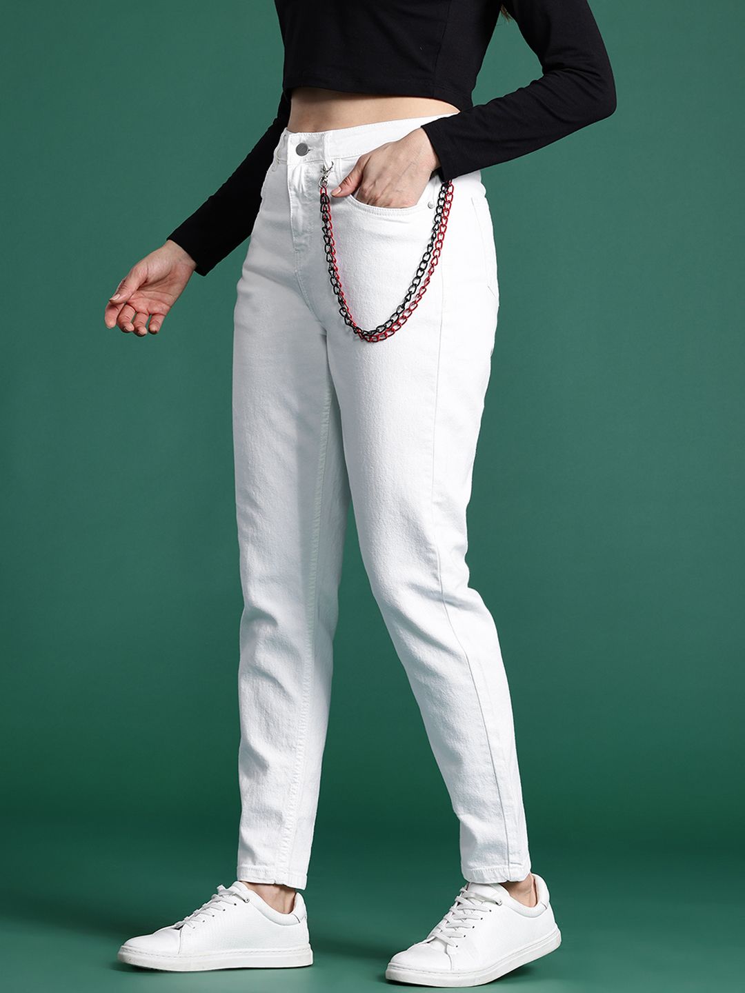 DressBerry Women Boyfriend Fit Stretchable Jeans With Chain