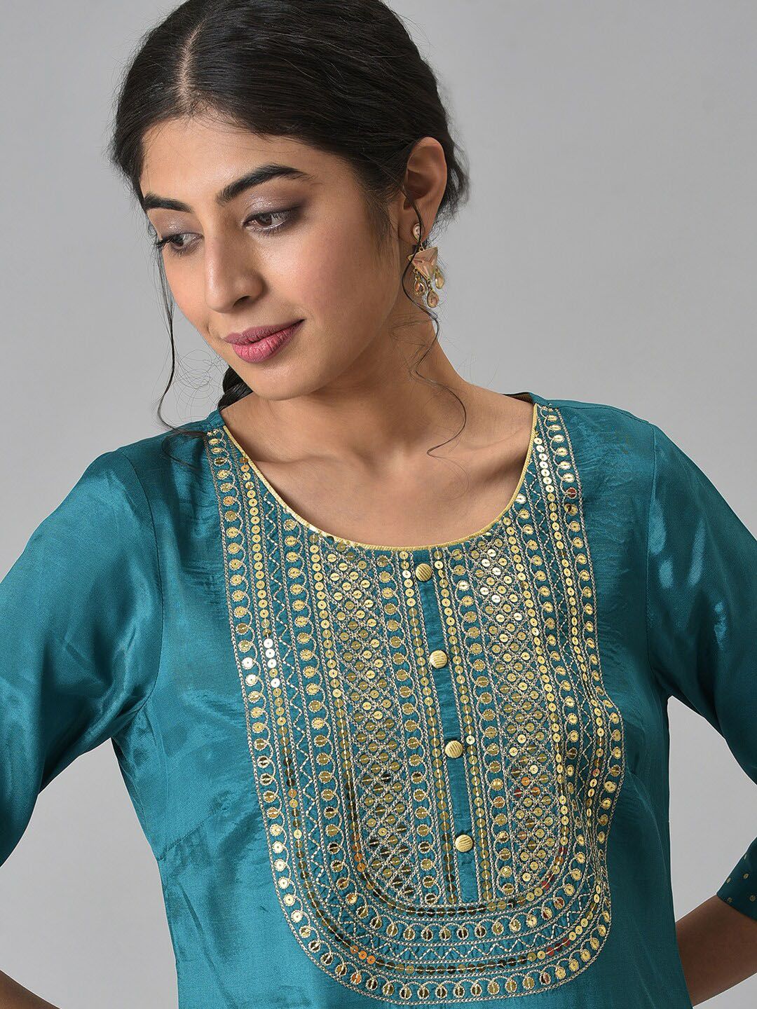 AURELIA Women Green Ethnic Motifs Yoke Design Kurta Set