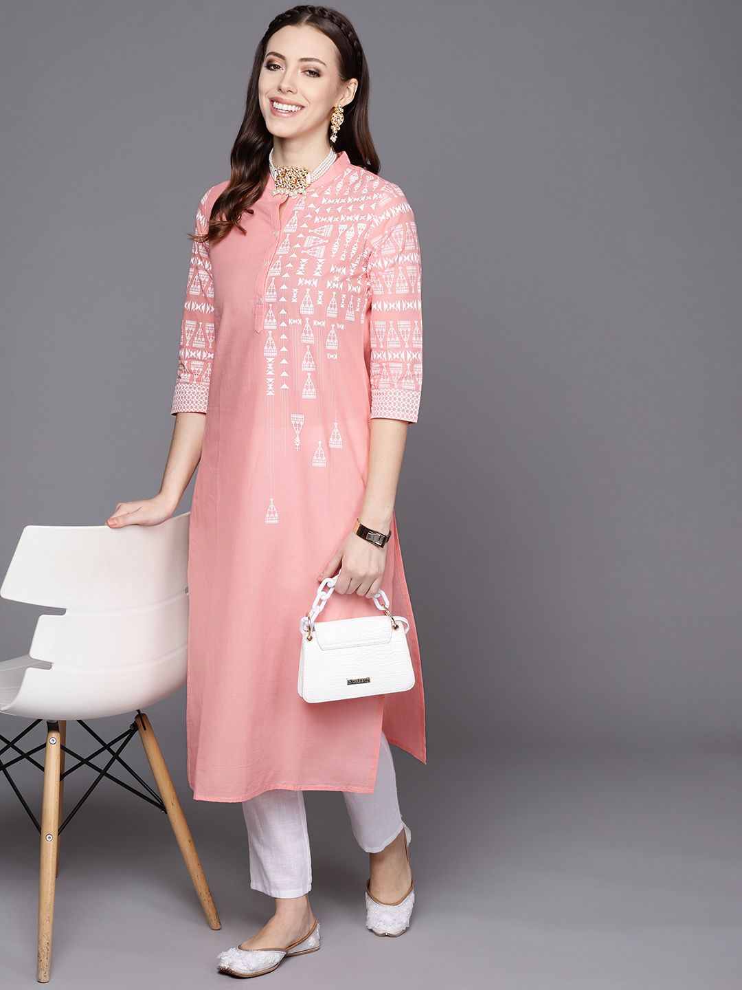 Varanga Women Peach-Coloured & White Ethnic Motifs Yoke Design Kurta