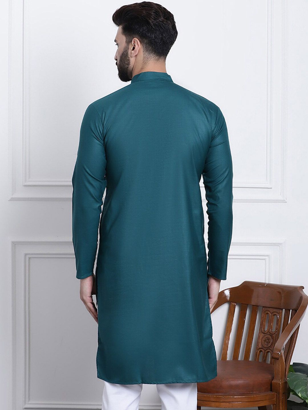 SOJANYA Mandarin Collar Straight Kurta
