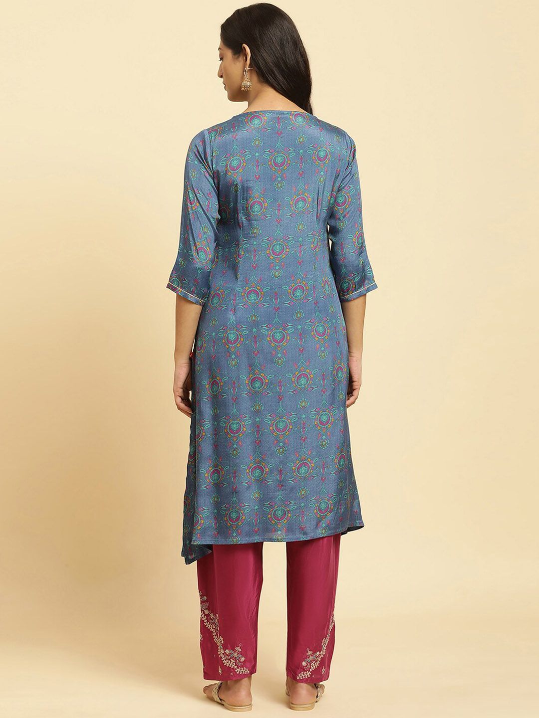 W Floral Woven Design Sequinned Pleated Kurta
