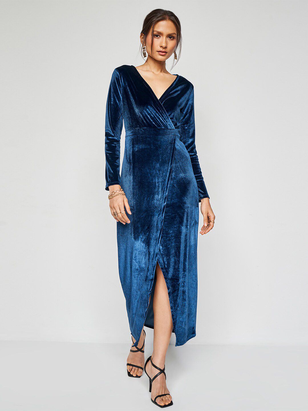 AND V-Neck Long Sleeves Maxi Midi Dress