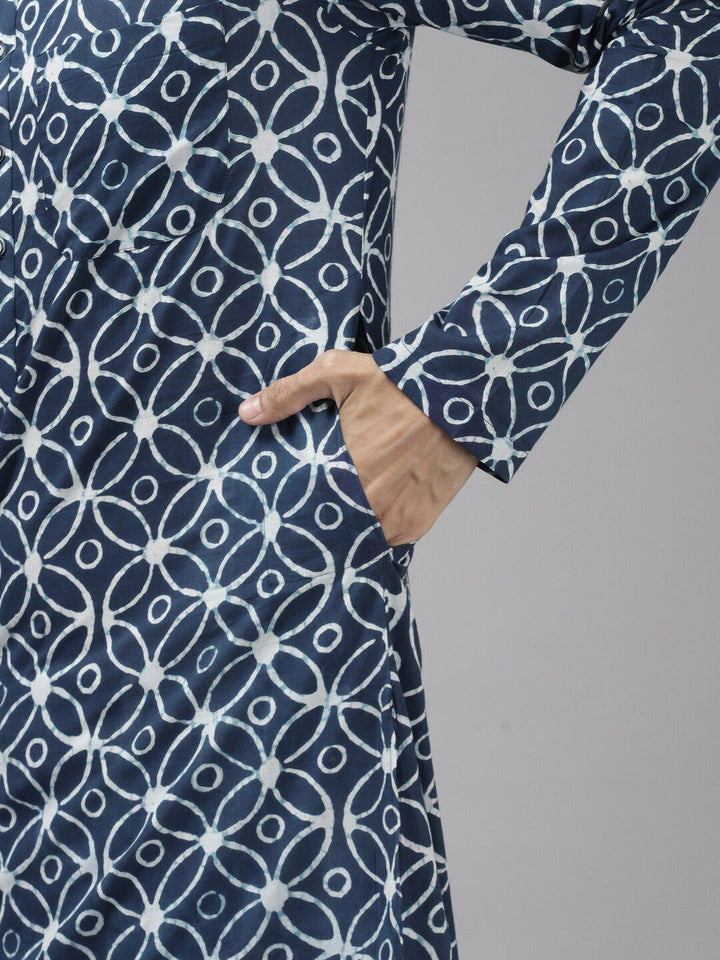 See Designs Men Blue Geometric Printed Kurta