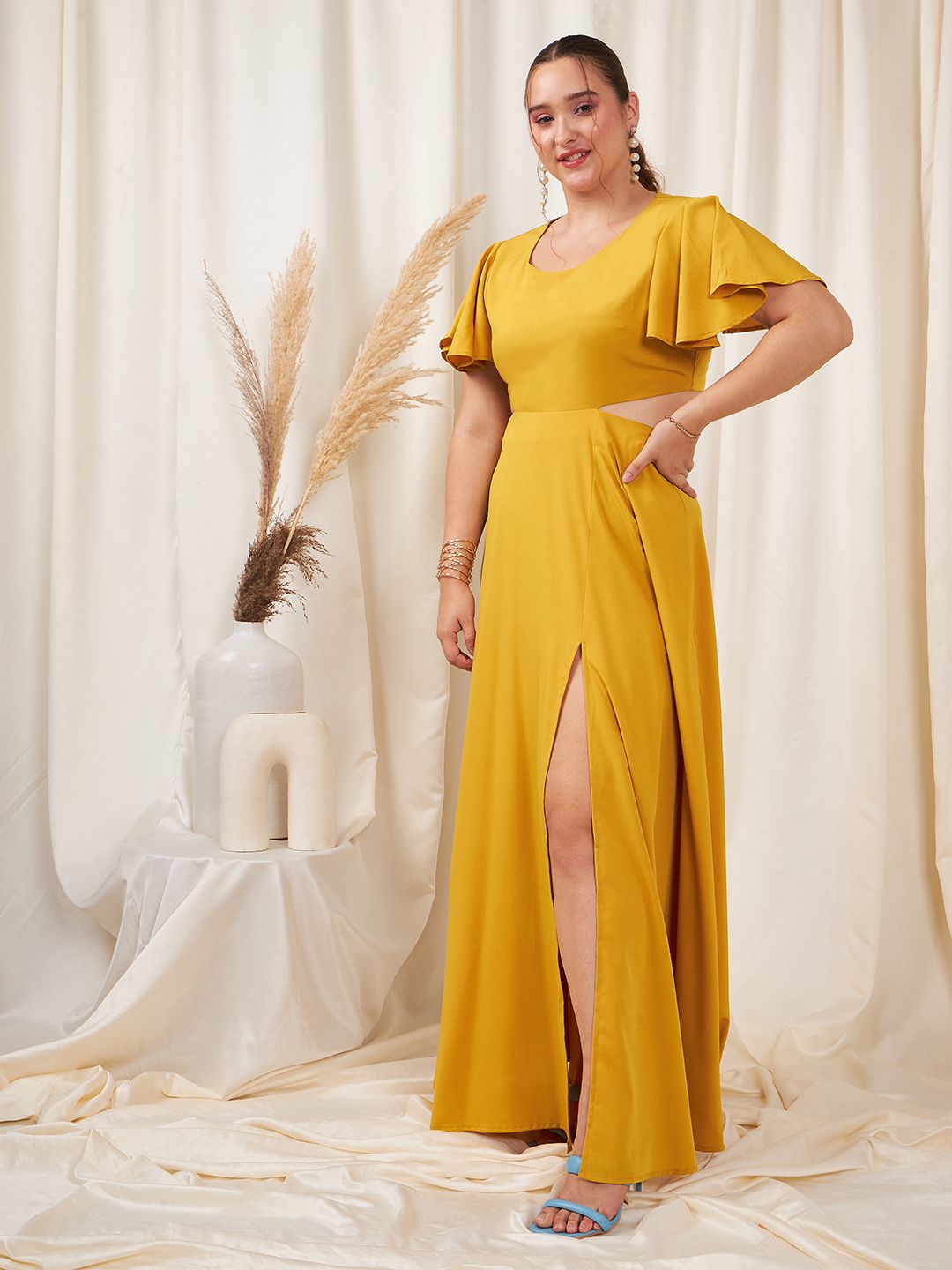 Berrylush Flutter Sleeve Maxi Dress
