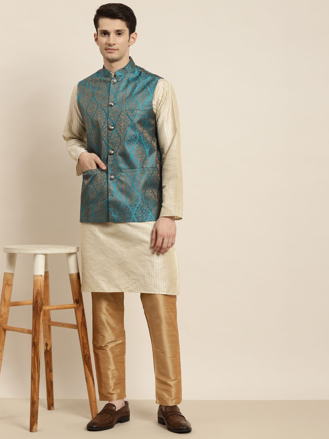 SOJANYA Men Beige Striped Kurta with Pyjamas & Nehru Jacket