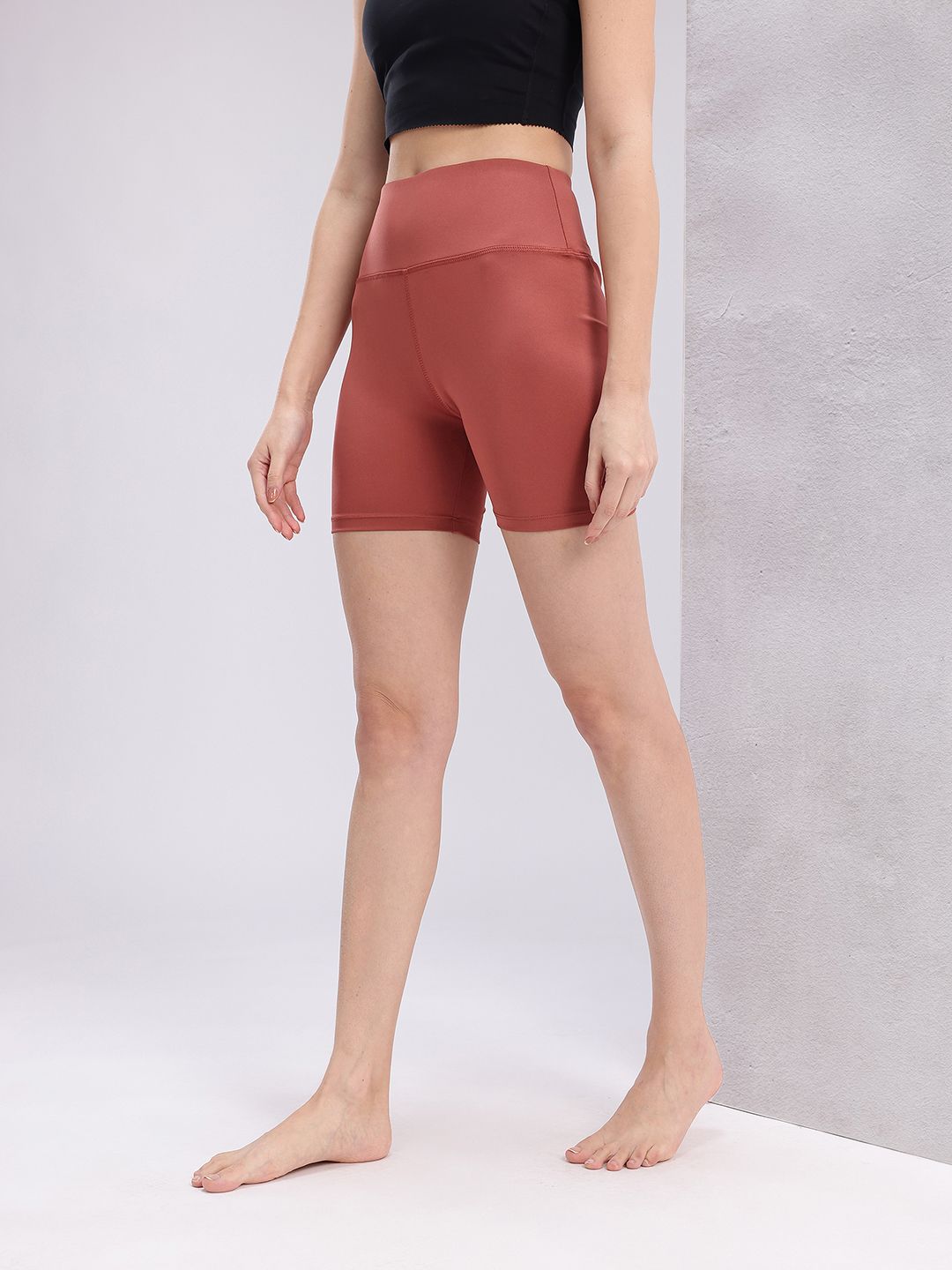 HRX by Hrithik Roshan Women Mid-Rise Rapid-Dry Yoga Shorts
