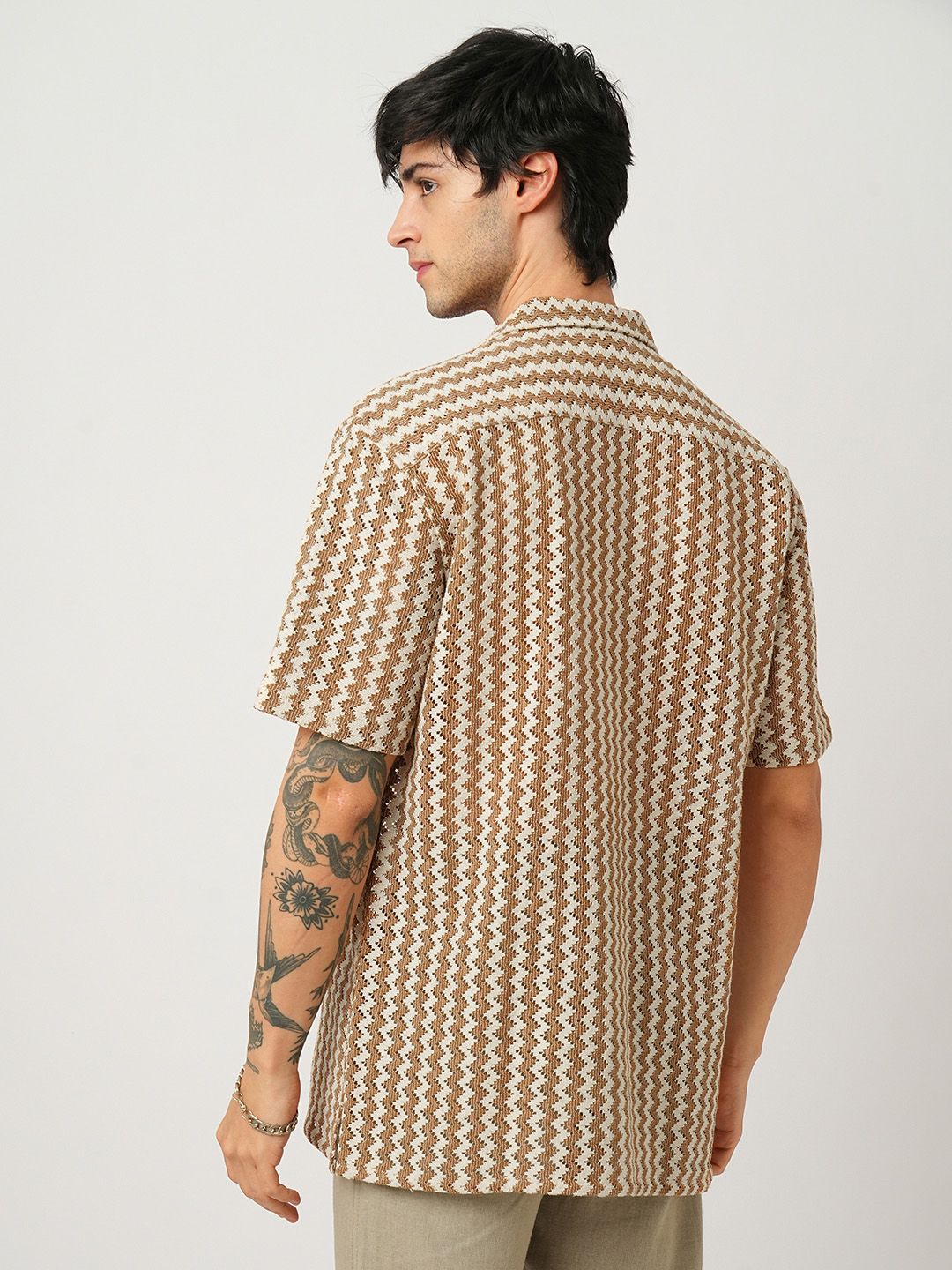 VASTRADO Men Classic Chevron Opaque Casual Shirt