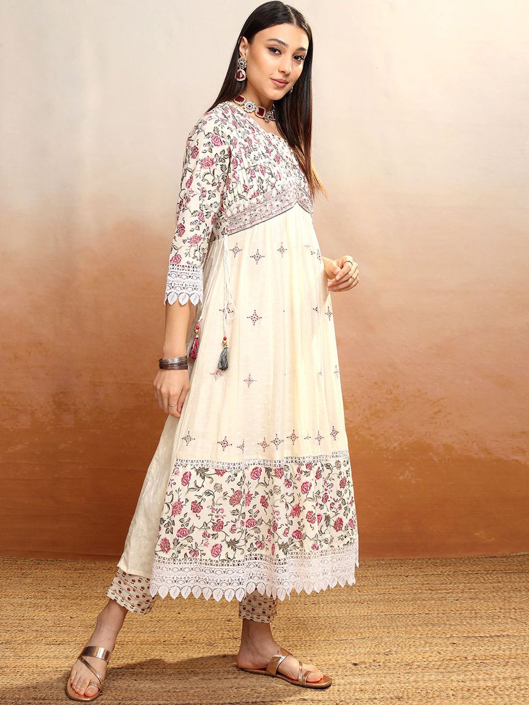 Vishudh Women Floral Printed Regular Pure Cotton Kurta with Trousers & With Dupatta