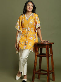 VASTRAMAY Girls Floral Printed Regular Mirror Work Kurta with Trousers