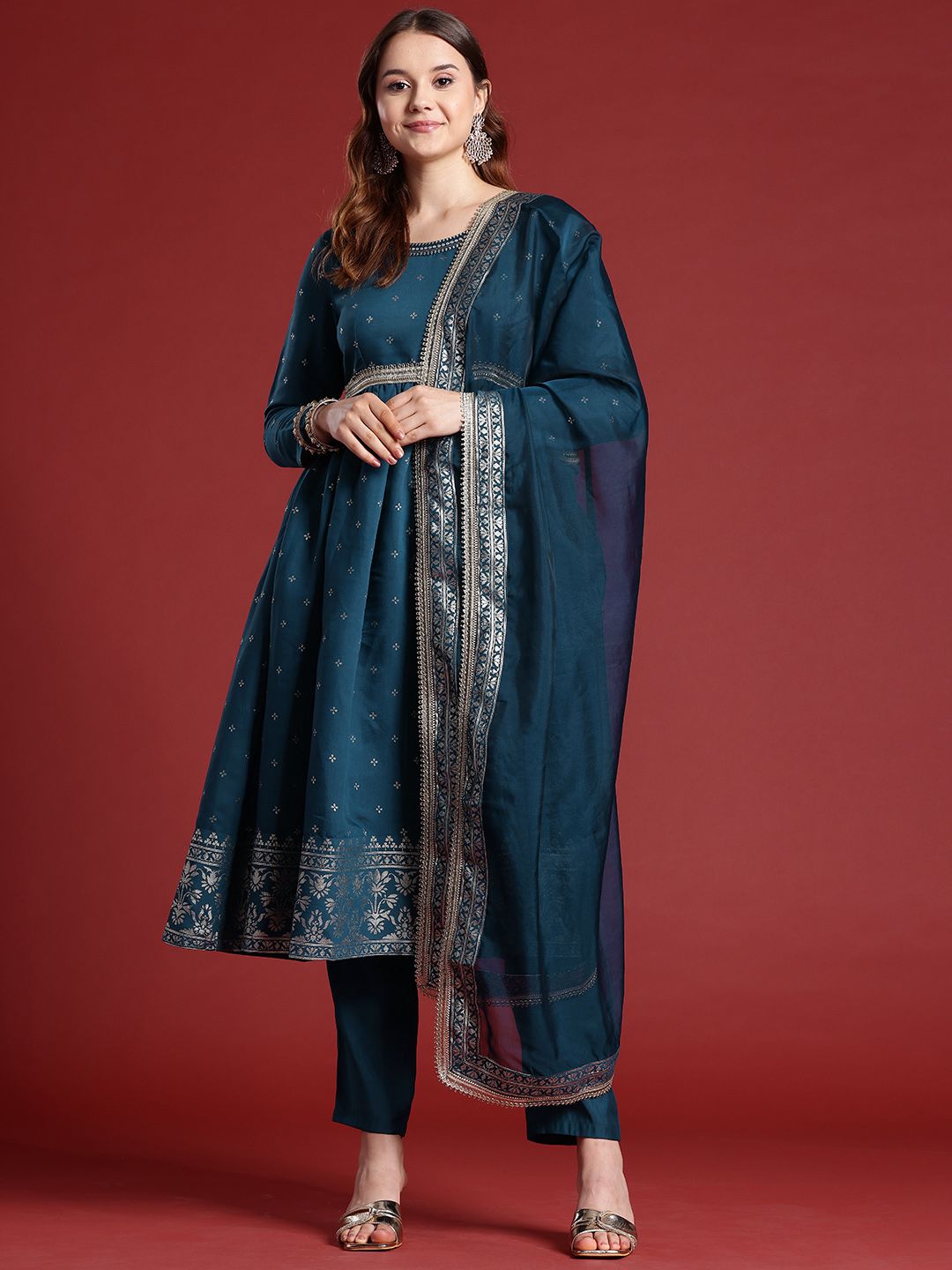 Anouk Gotta Patti Detail Ethnic Printed Pleated Kurta Set