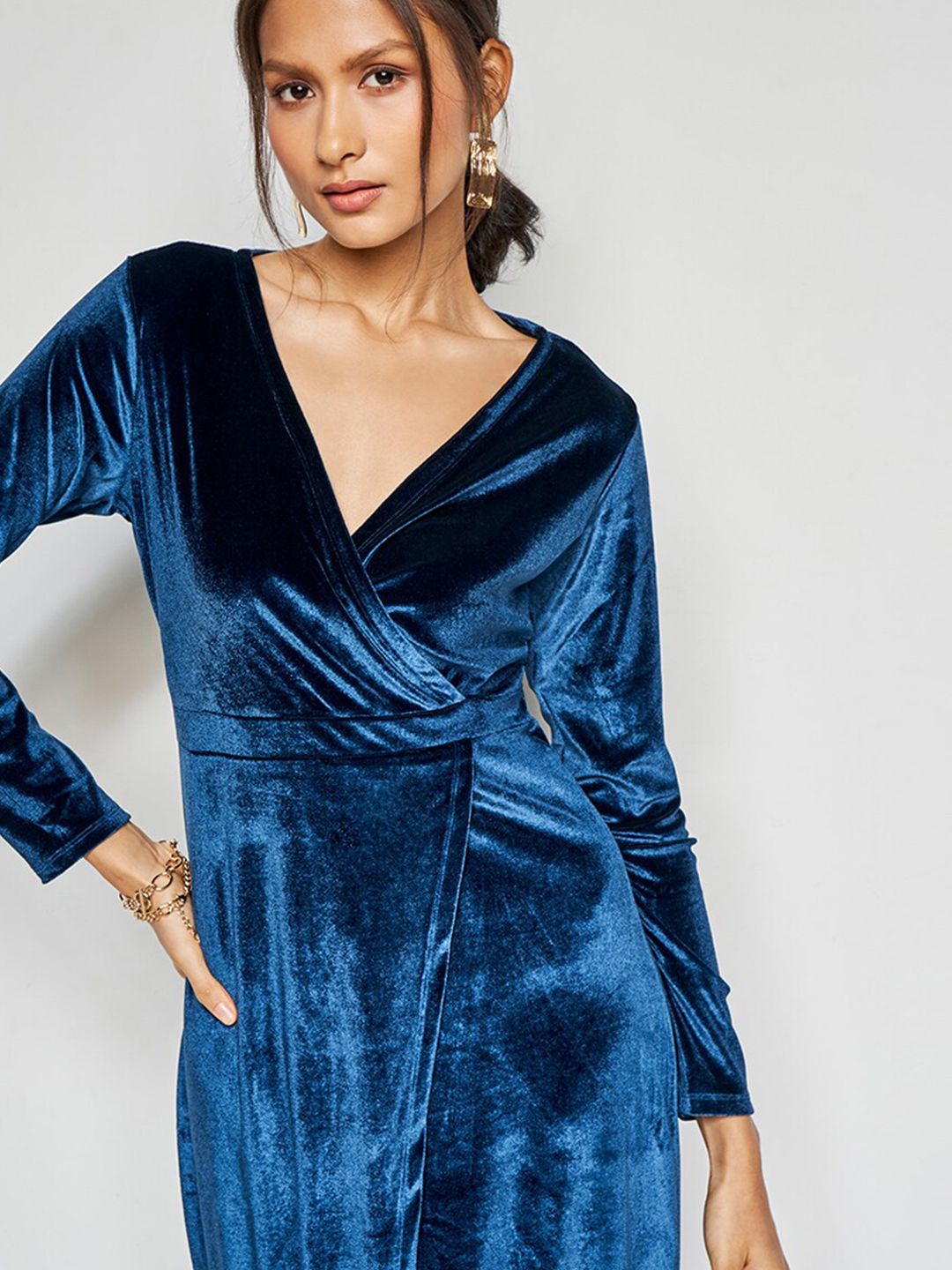 AND V-Neck Long Sleeves Maxi Midi Dress