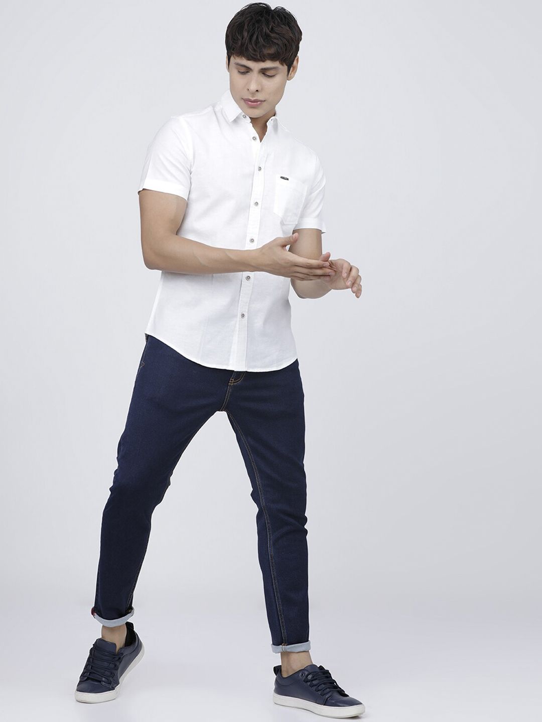 The Indian Garage Co Solid Pure Cotton Casual Shirt